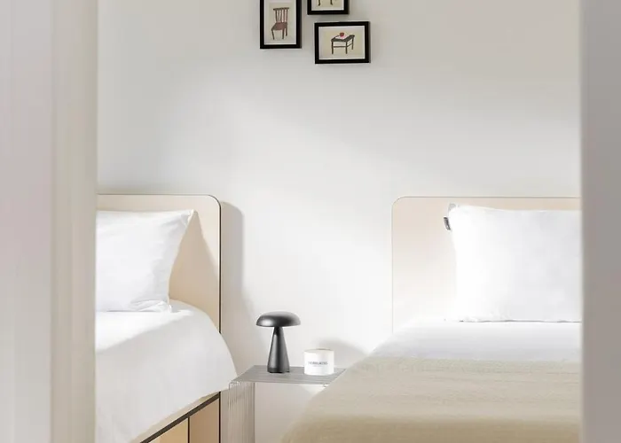 Daire Cozy & Light-filled, Your Wishlisted Travel *